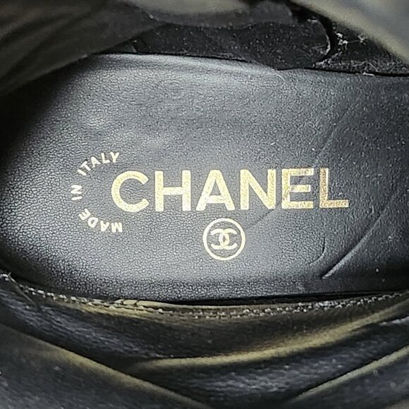 Chanel Mid-Calf Quilted Black Leather Boots, Authentic - Picture 11 of 12